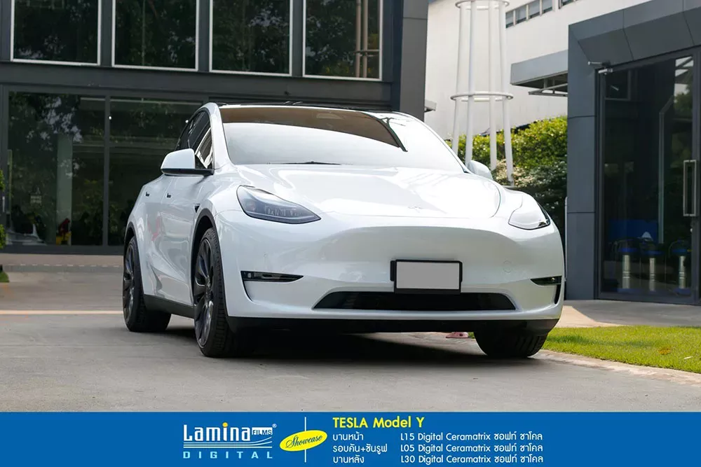 รถยนต์ไฟฟ้า Tesla Model Y ติดฟิล์มเซรามิค