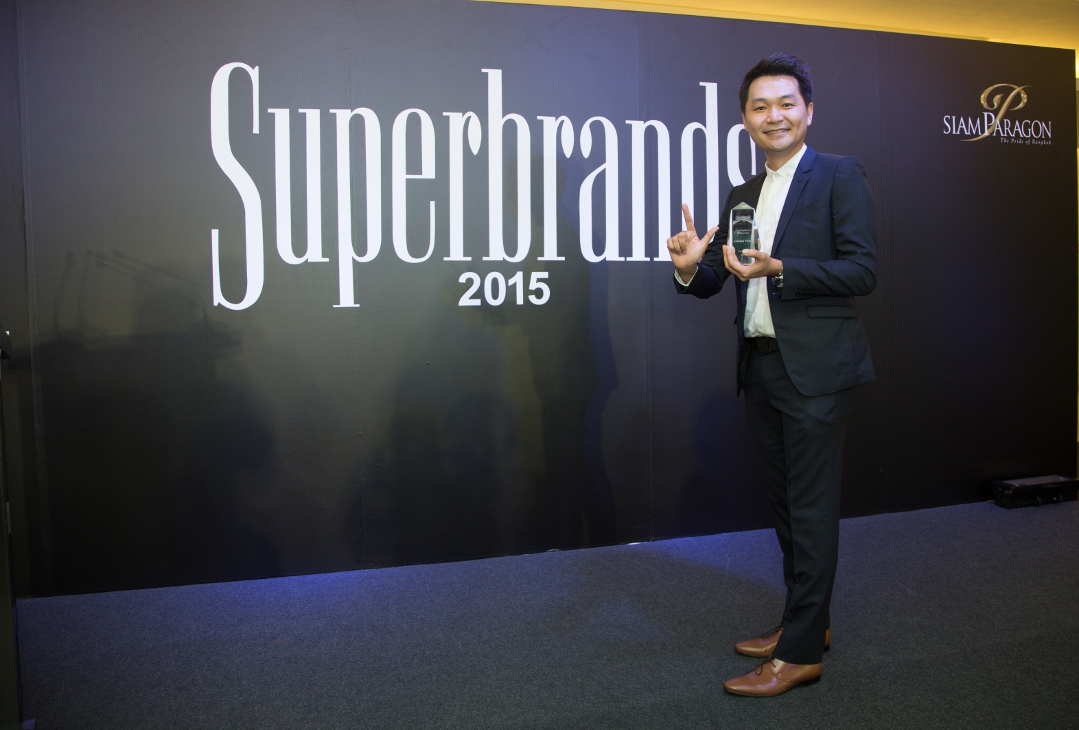 ลามิน่าคว้ารางวัลสุดยอดแบรนด์แห่งปี 2015 (Superbrands 2015) ต่อเนื่องถึง 12 ปี