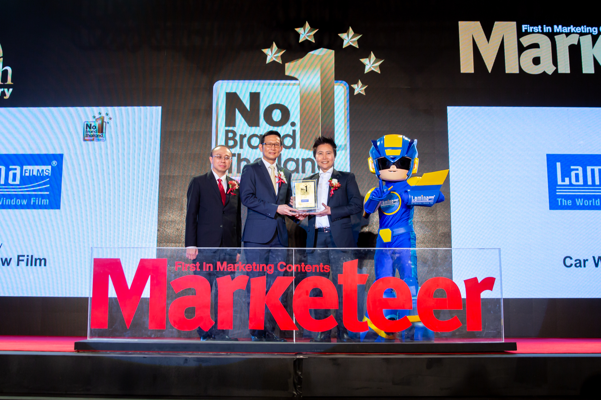 Lamina wins Marketeer No.1 Brand Thailand 2018-2019 in the survey of real users Organized by Marketeer magazine