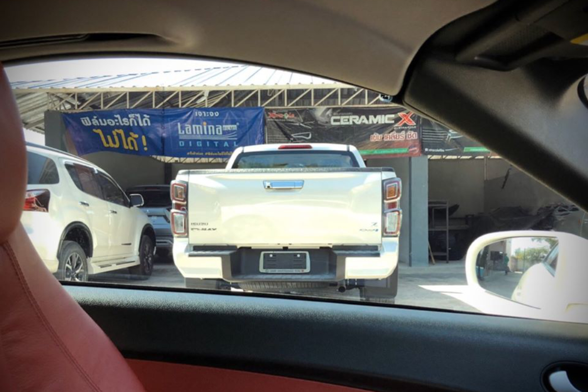 ฟิล์มเซรามิค lamina ceramatrix Mercedes Benz SLK 6